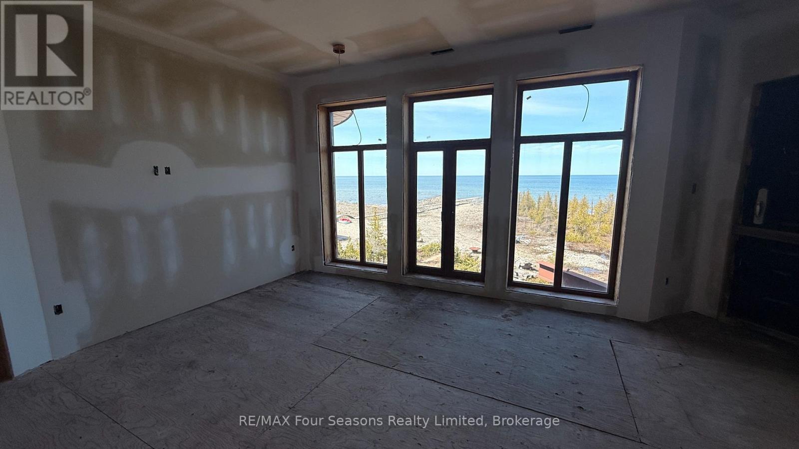 794 DORCAS BAY ROAD