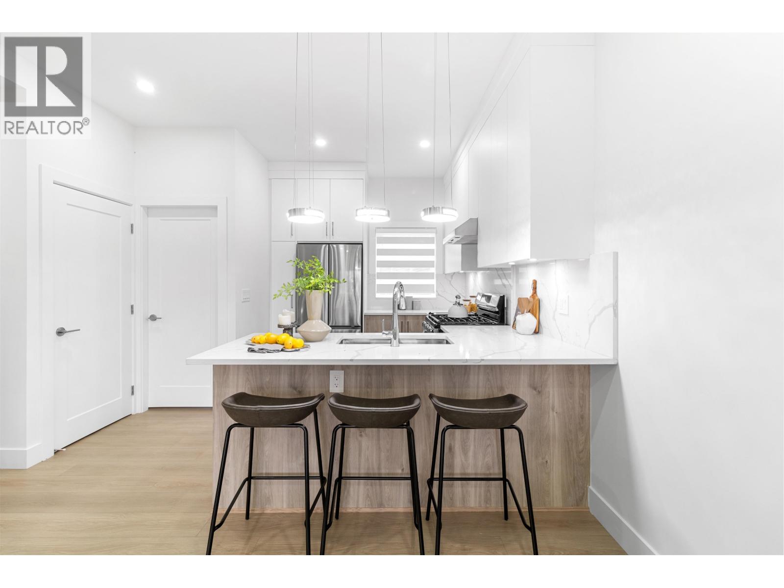 #7-22551 WESTMINSTER Highway, Richmond