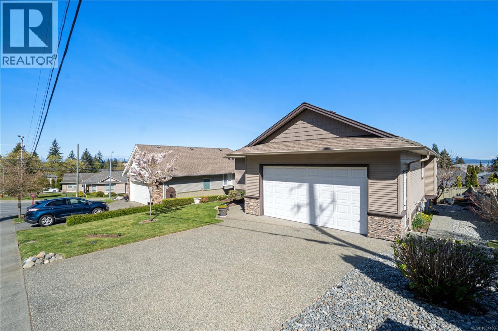 505 Hall Rd, Ladysmith