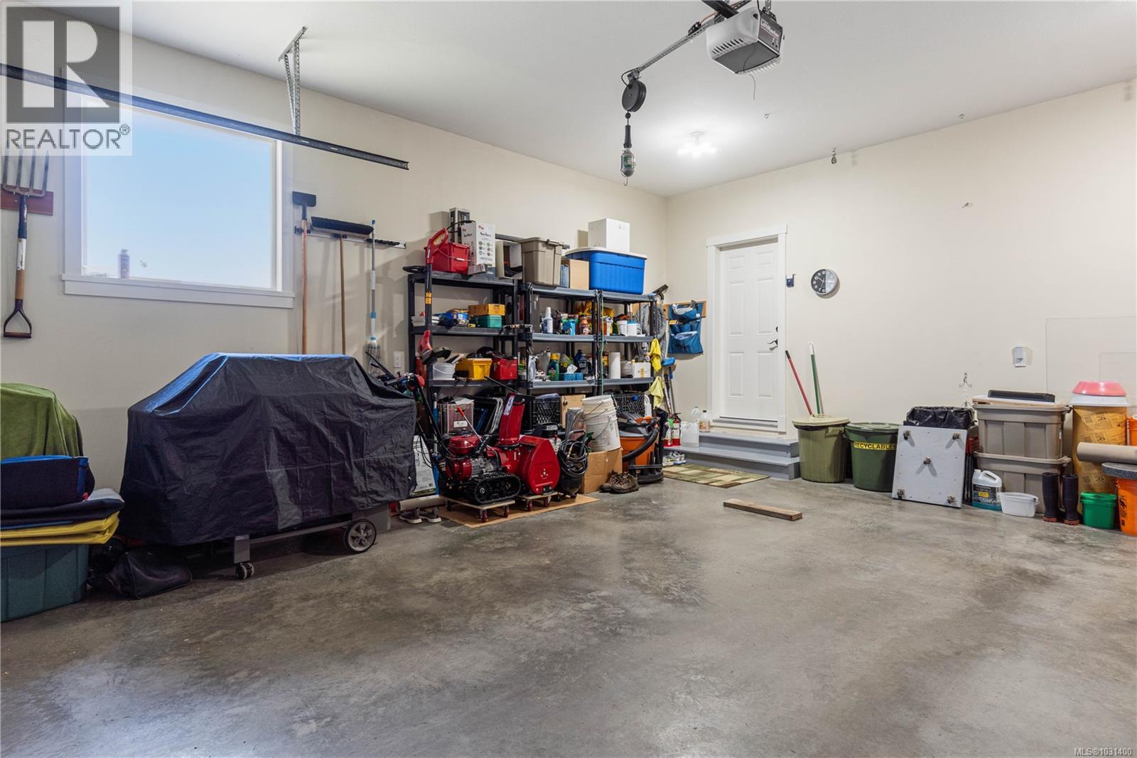 505 Hall Rd, Ladysmith