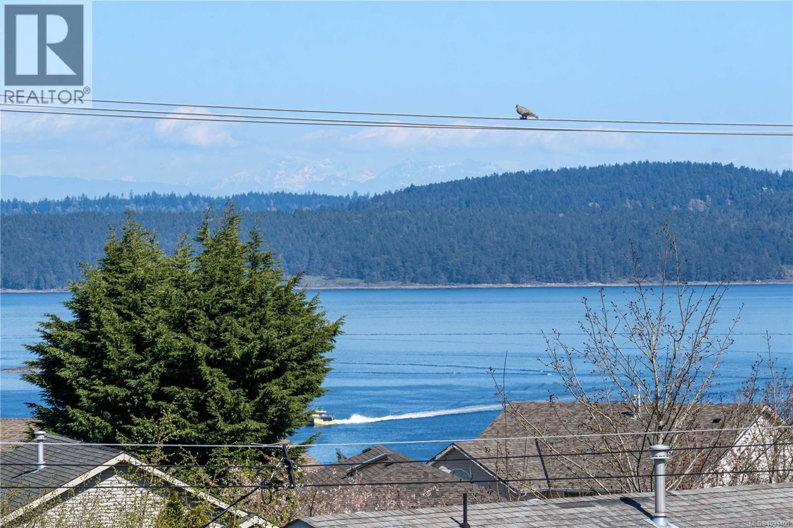 505 Hall Rd, Ladysmith