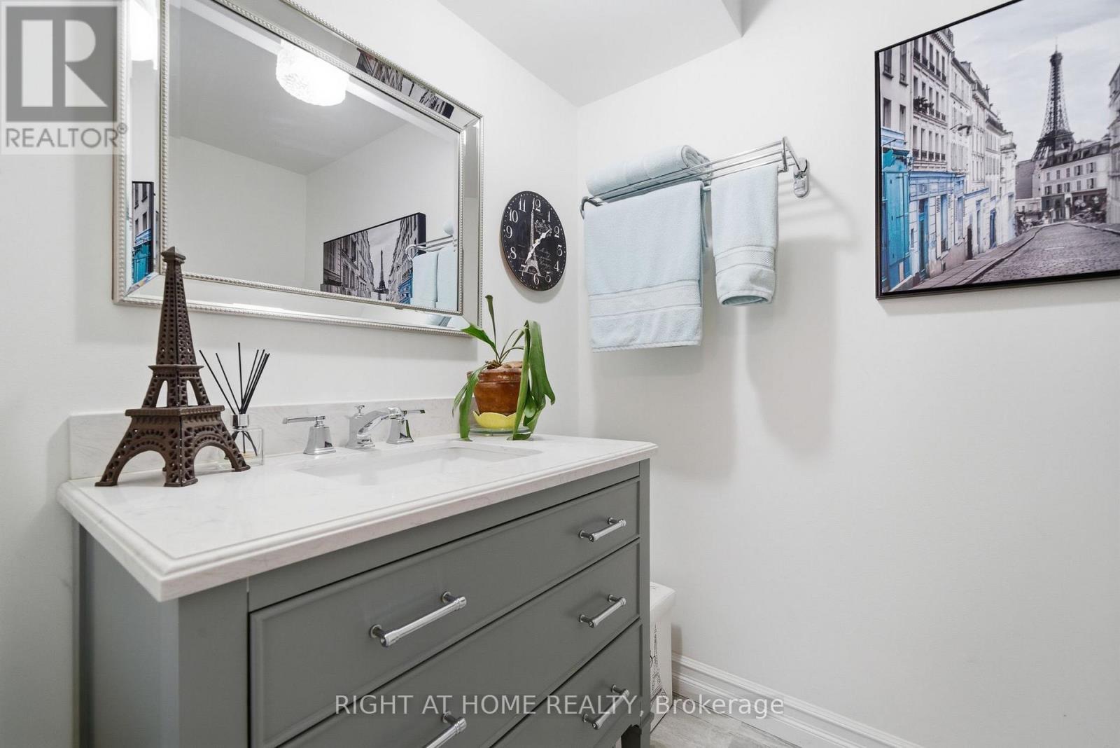 20 ARGYLE CRESCENT - 25