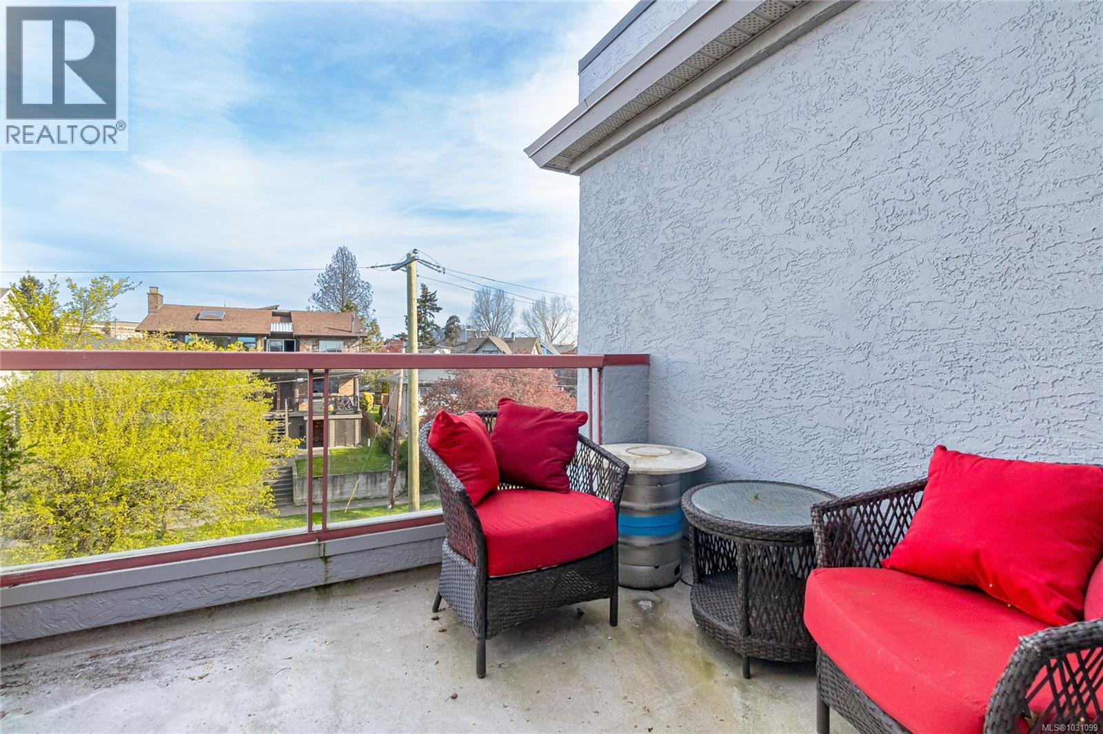 409 545 Manchester Road, Victoria