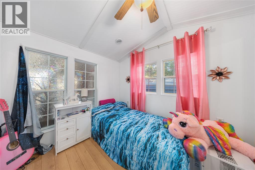 9951 NORTHVILLE CRESCENT Unit# 11, Lambton Shores, Ontario, N0M2N0 — Photo 15