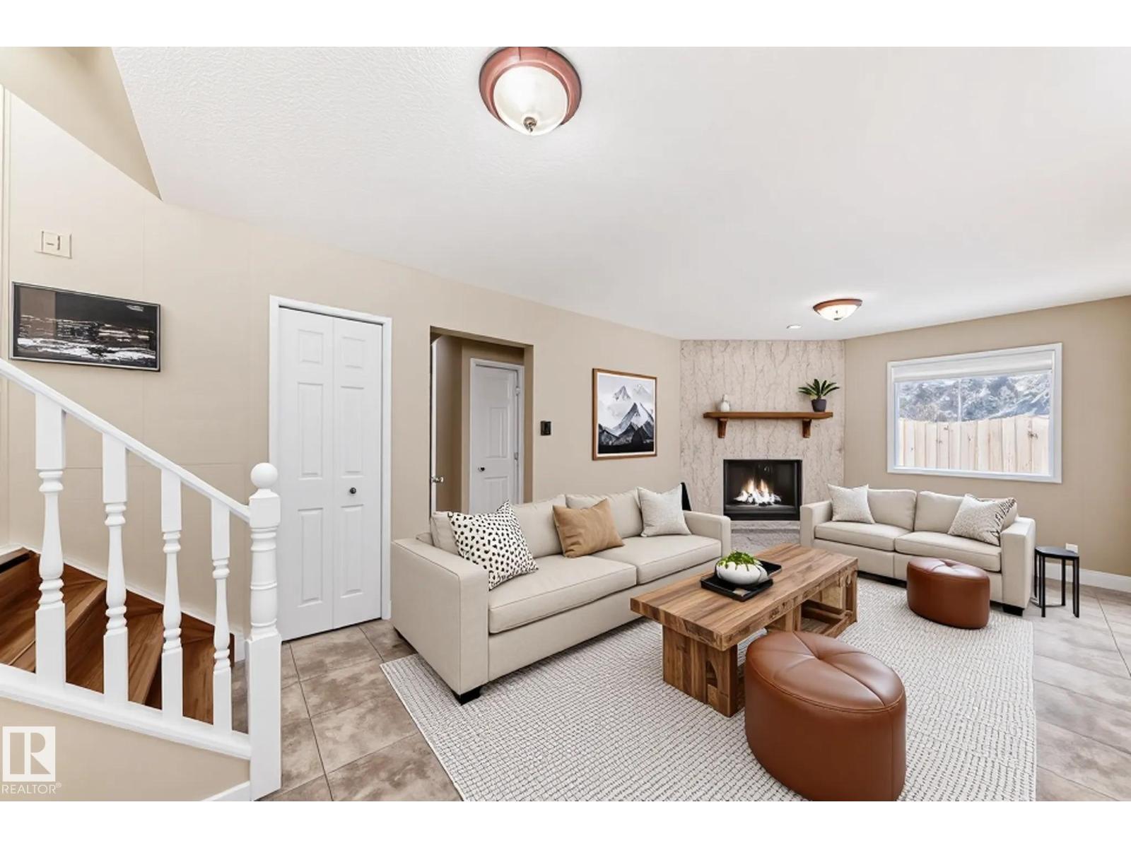 38 Lancaster CR, St. Albert