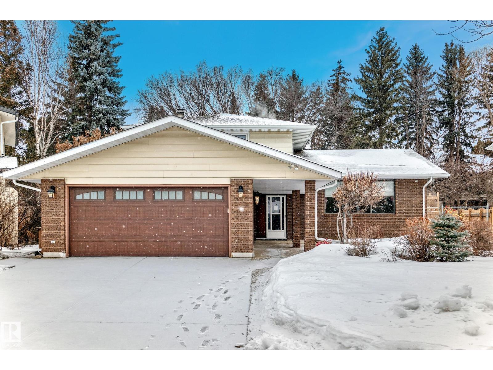38 Lancaster CR, St. Albert