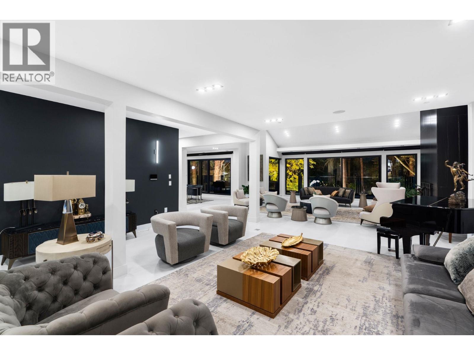 1110 HILLSIDE ROAD, West Vancouver