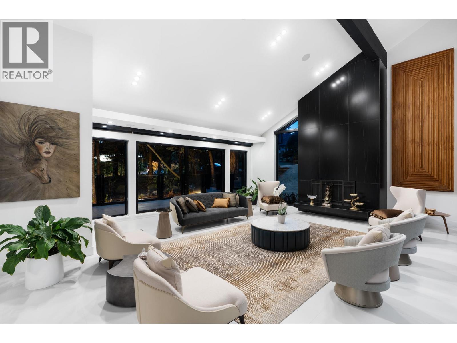 1110 HILLSIDE ROAD, West Vancouver