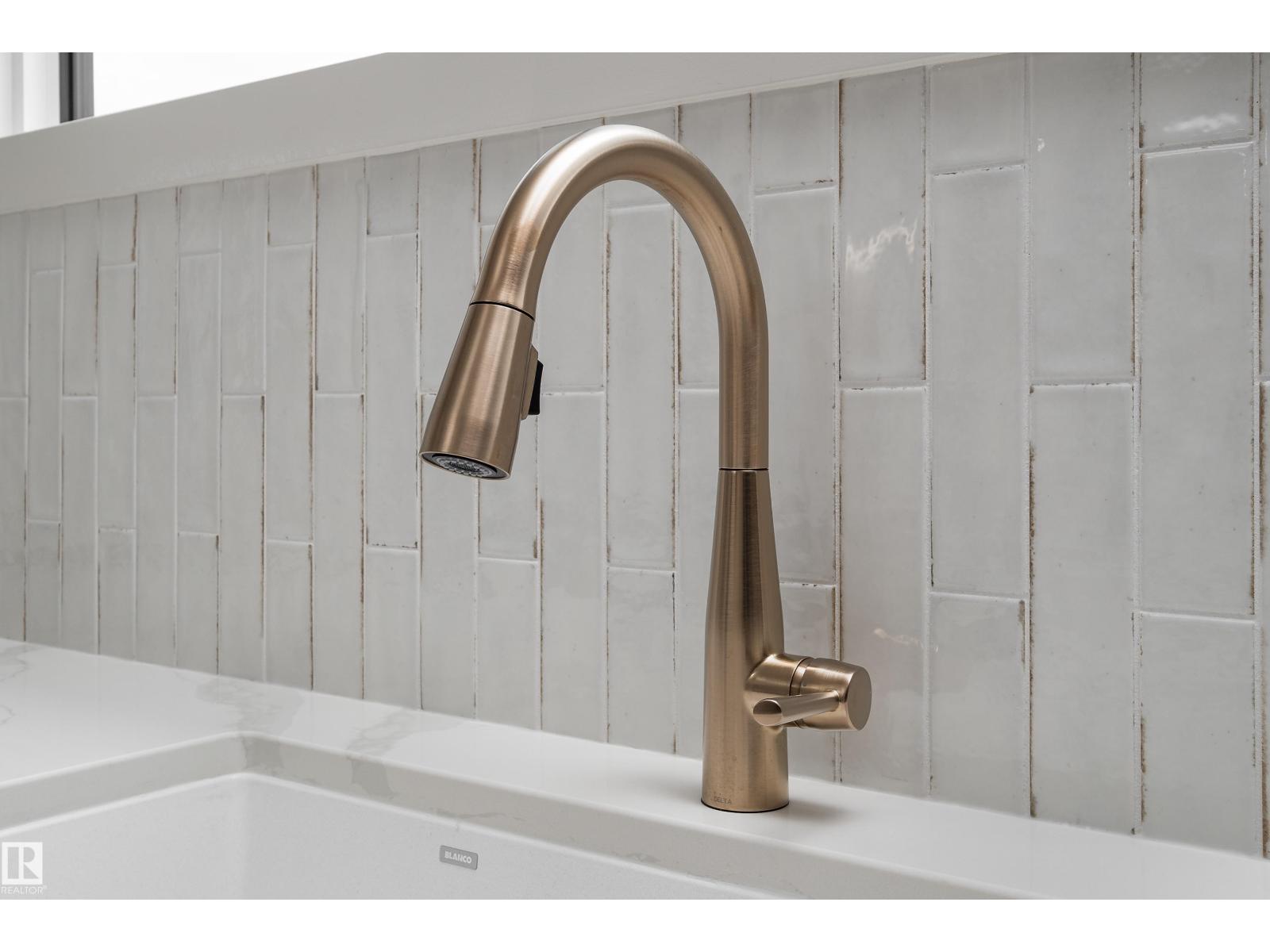 8 DARBY CR, Spruce Grove