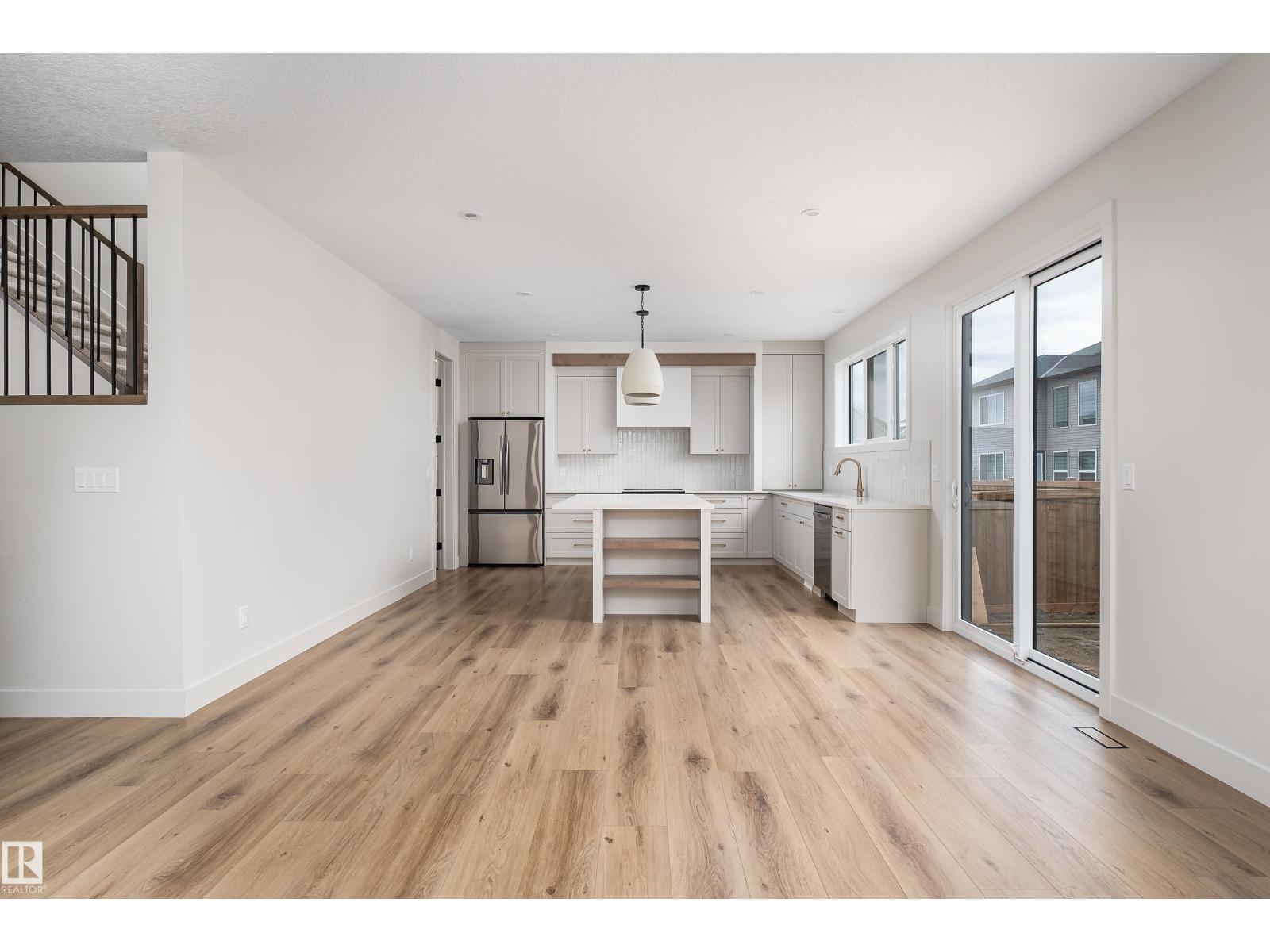 8 DARBY CR, Spruce Grove