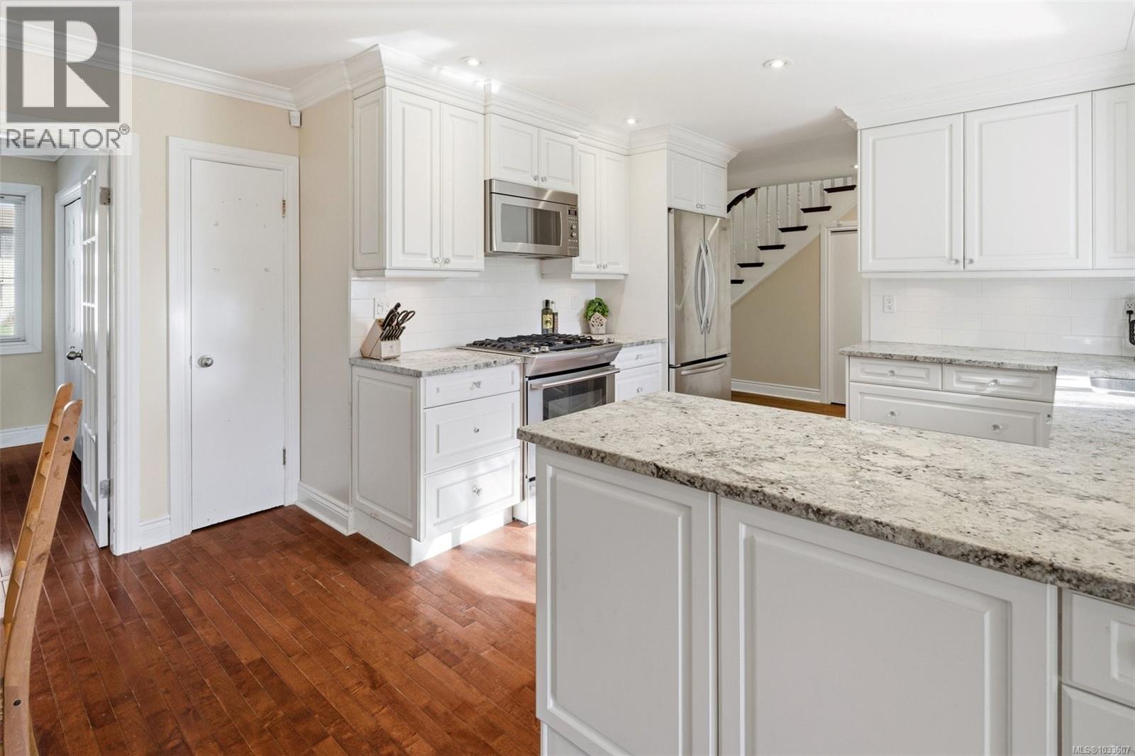  4104 Longview Drive, Saanich