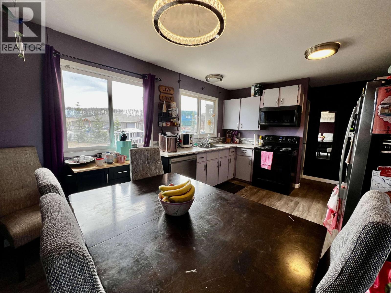 426 ENDAKO PLACE - 9