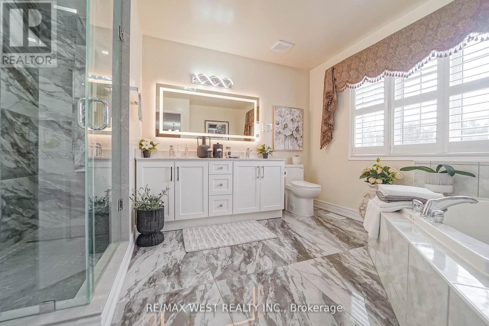 38 BOTTLEBRUSH DRIVE - 10