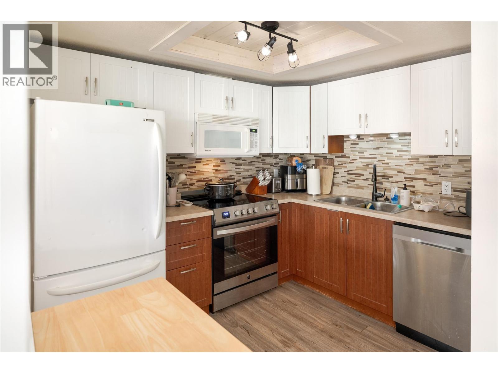 3175 De Montreuil Court Unit# 204, Kelowna