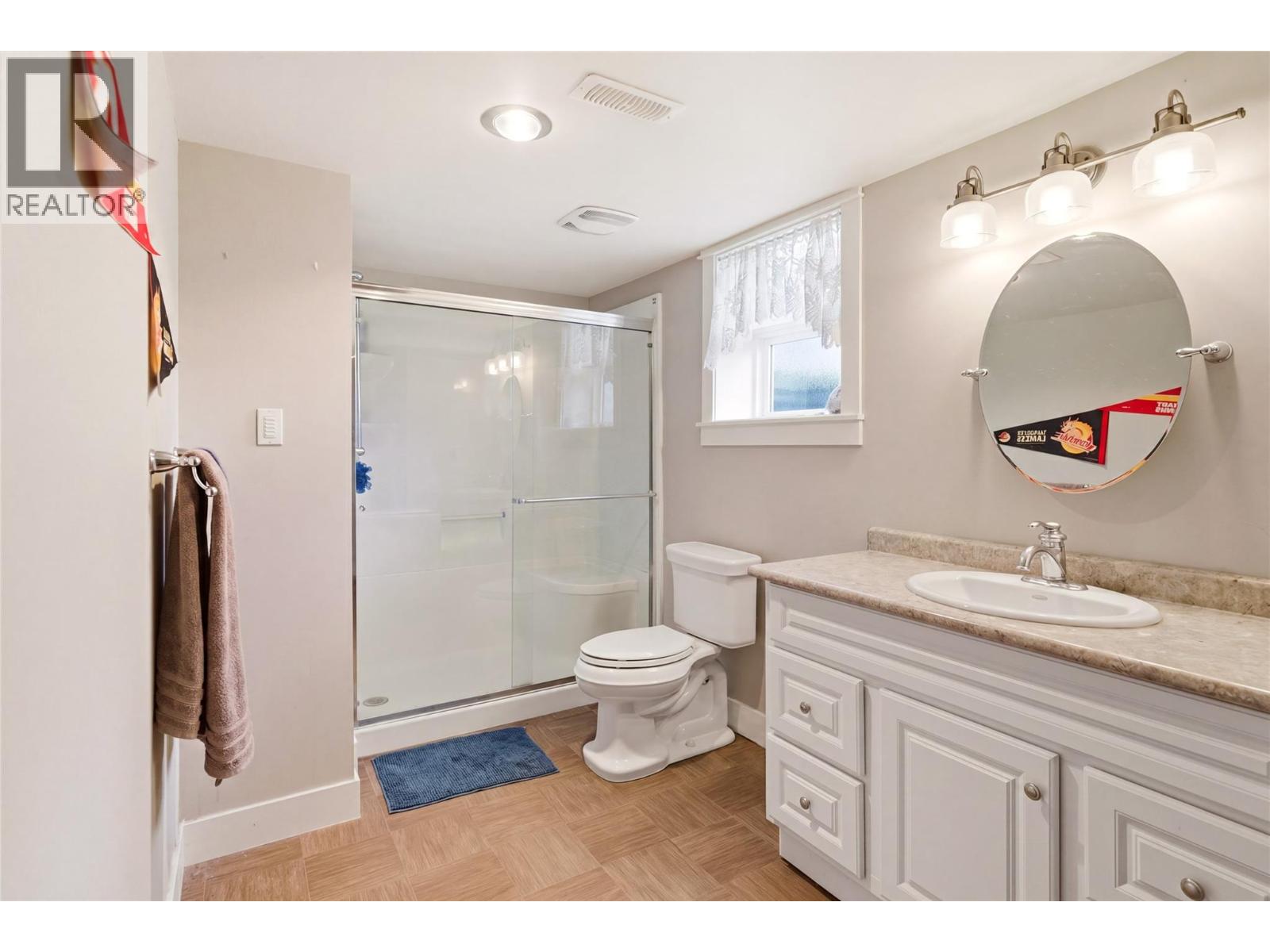 300 Scenic Drive - 25