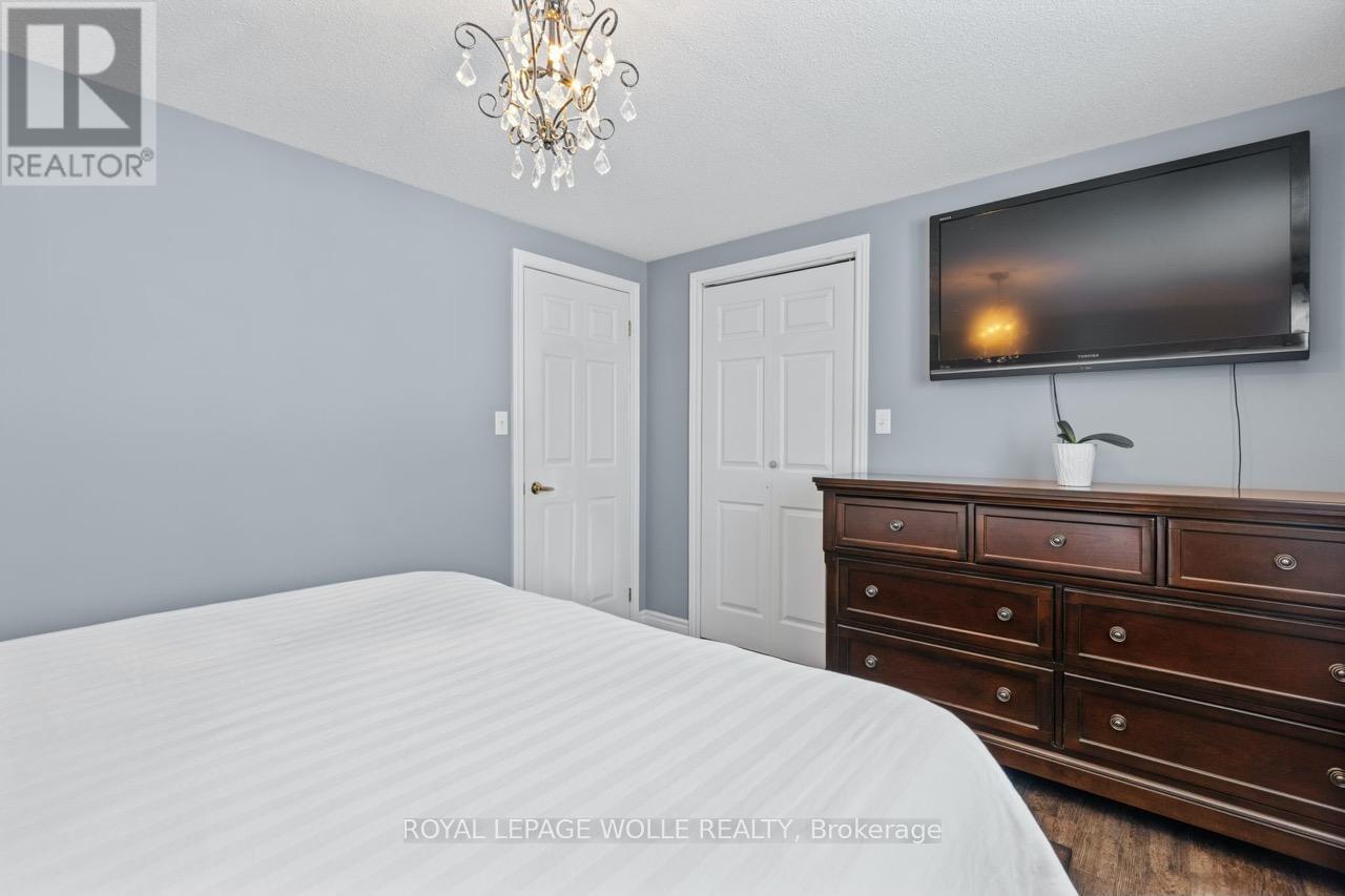 218 ARRIS CRESCENT — photo 18