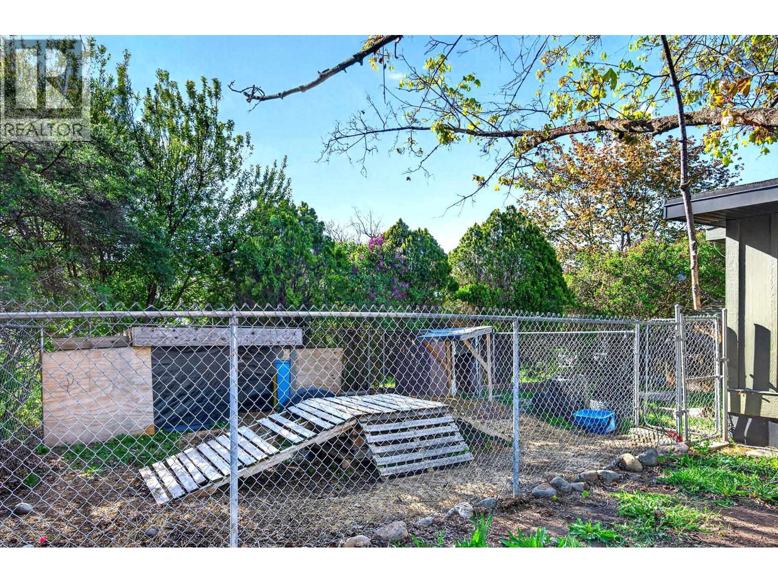 583 Lister Road - 48