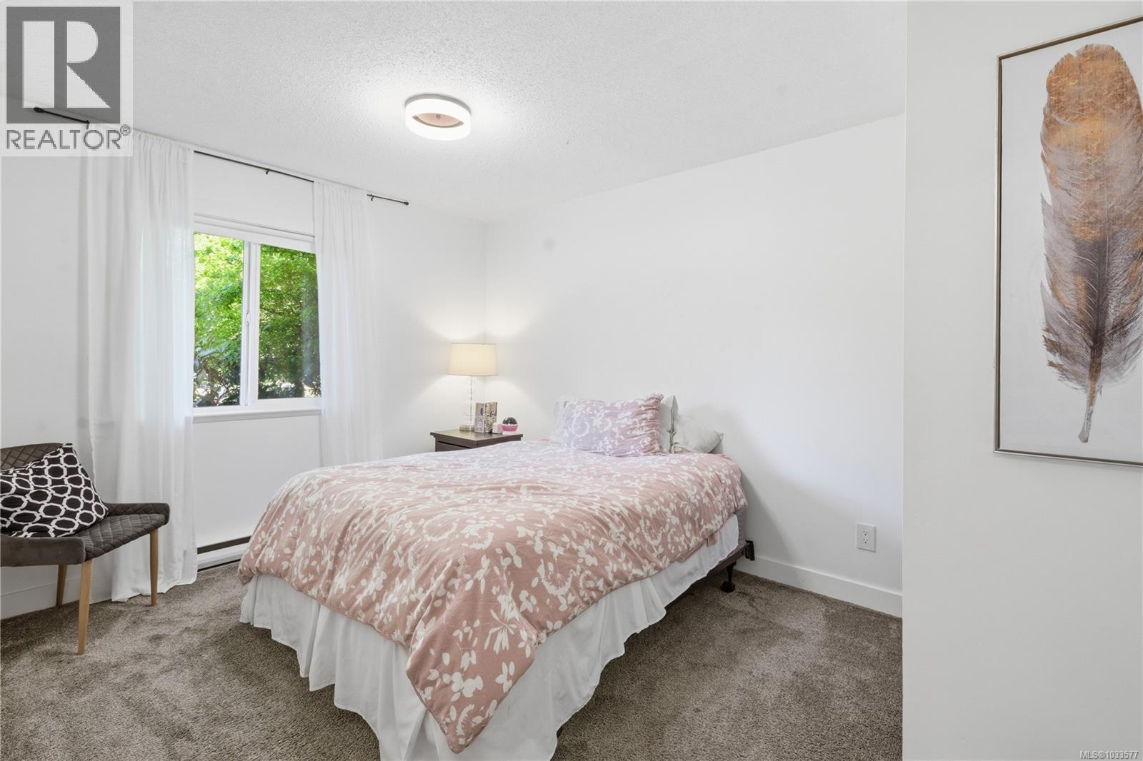 1025 Maple Lane Dr - 16