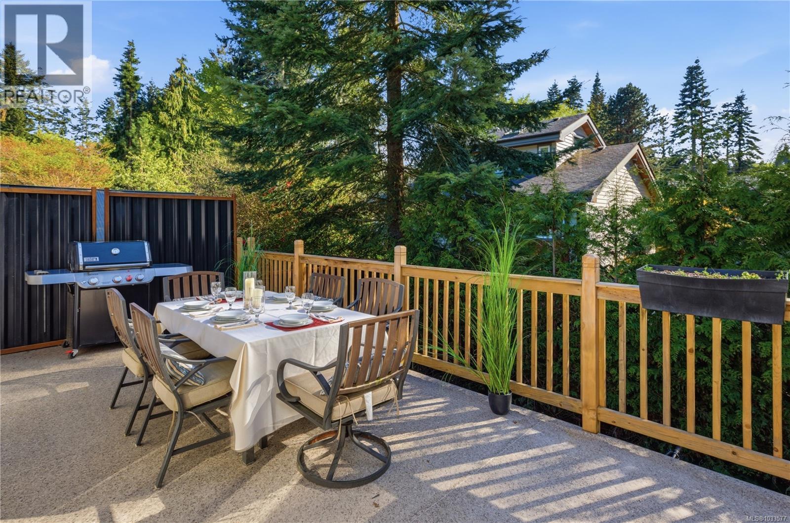 1025 Maple Lane Dr - 29