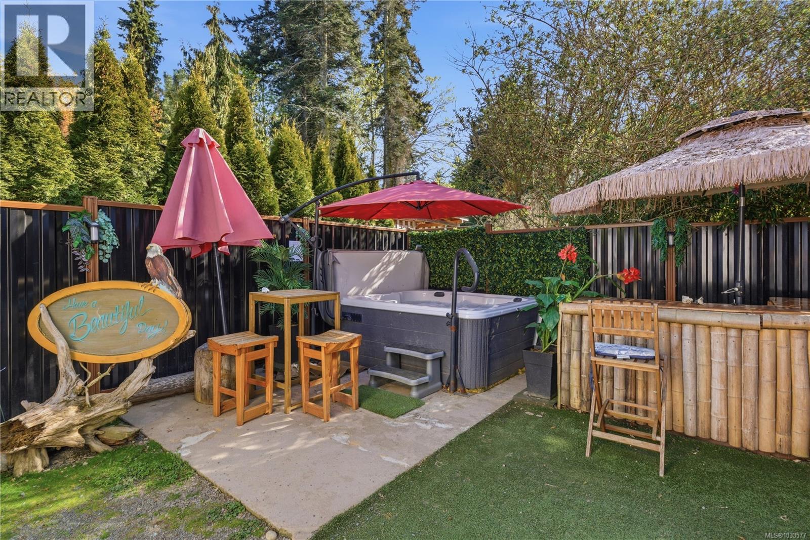 1025 Maple Lane Dr - 45