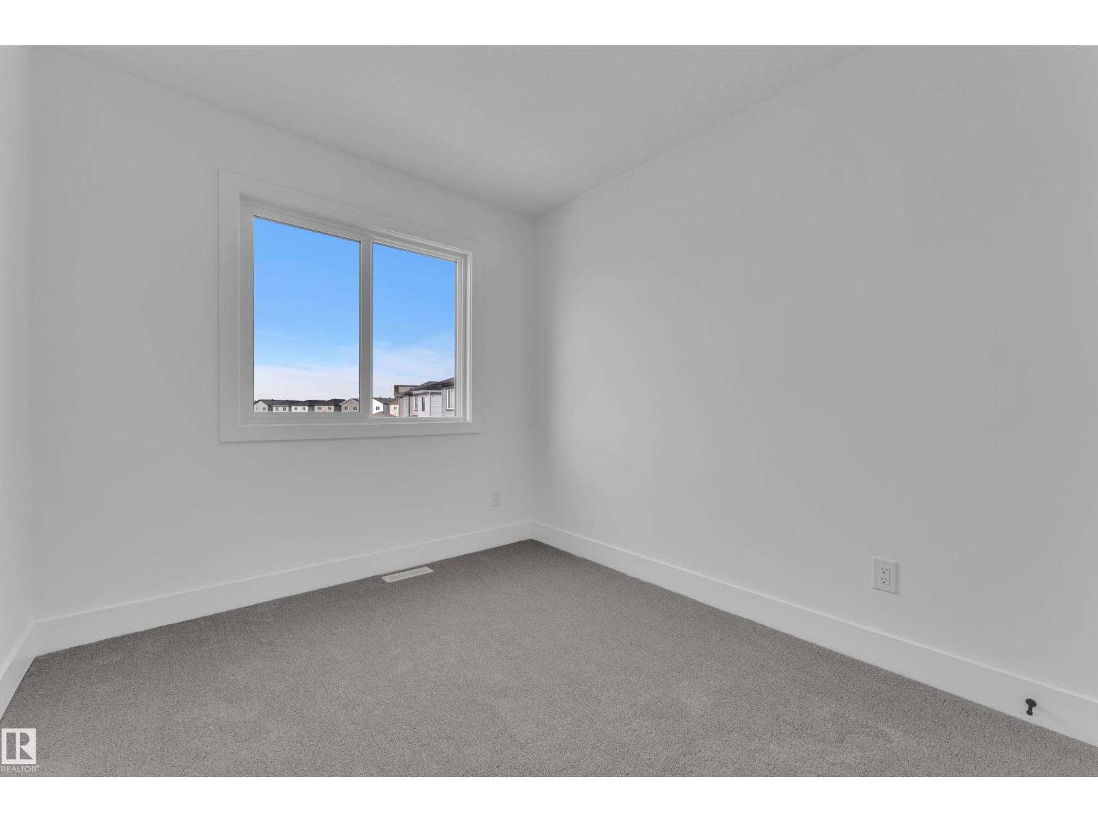 285 Munn WY - 24