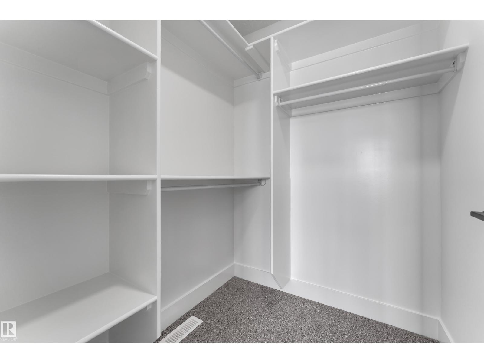 82 Patriot WY, Spruce Grove