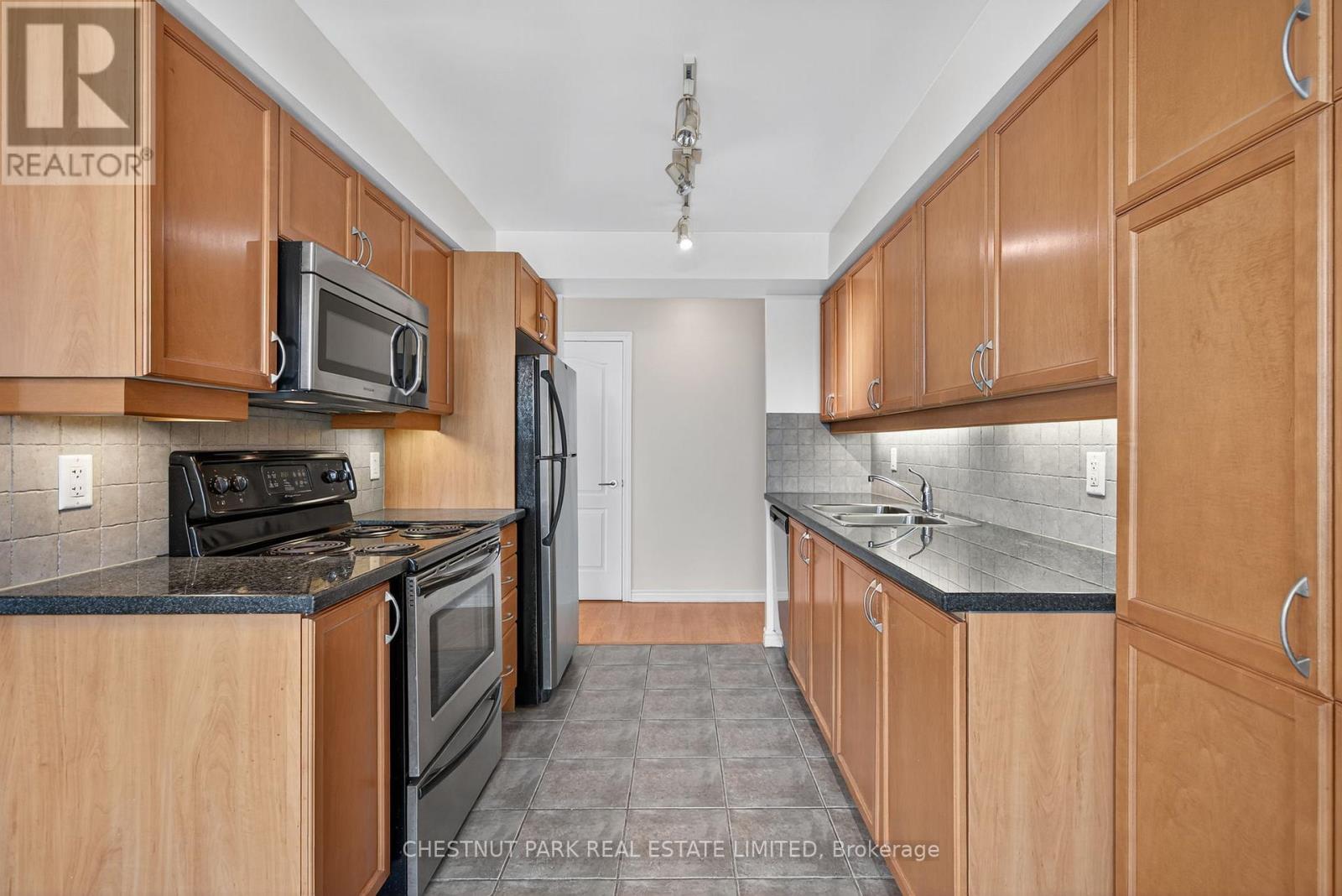 #703 3840 BATHURST STREET - 12