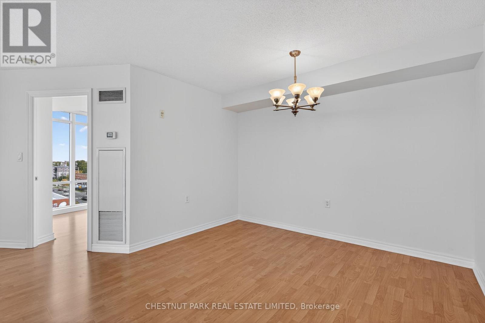 #703 3840 BATHURST STREET - 17
