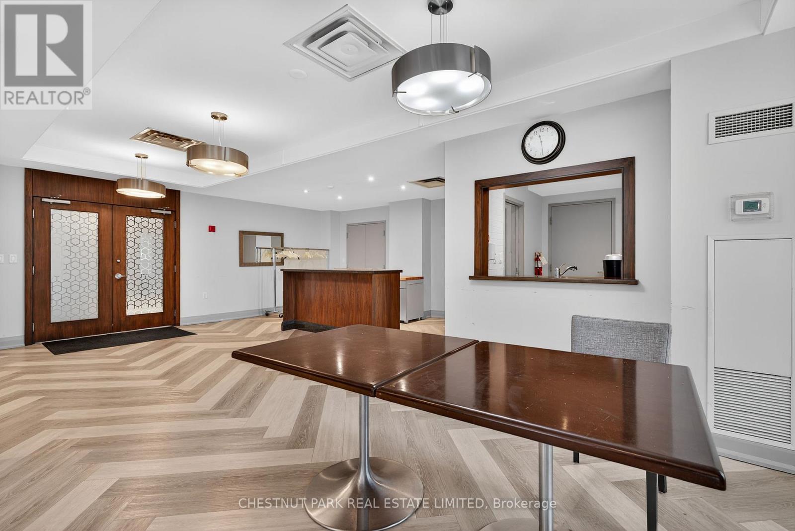 #703 3840 BATHURST STREET - 40
