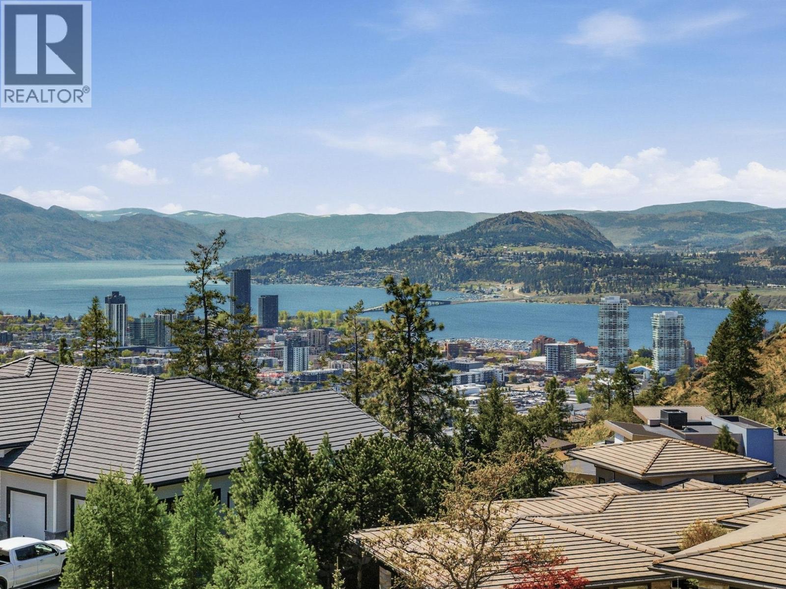  706 Highpointe Court, Kelowna