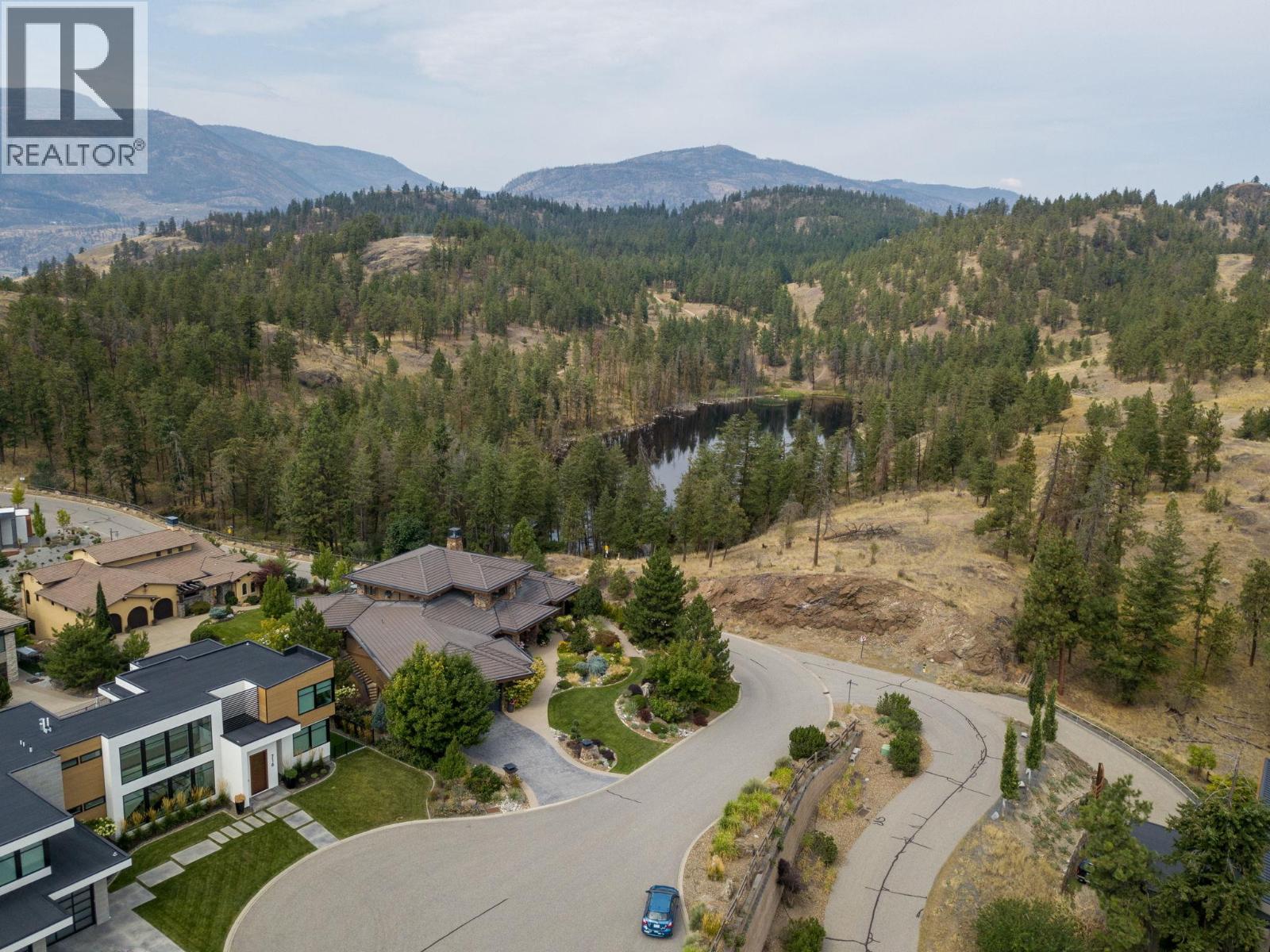  706 Highpointe Court, Kelowna