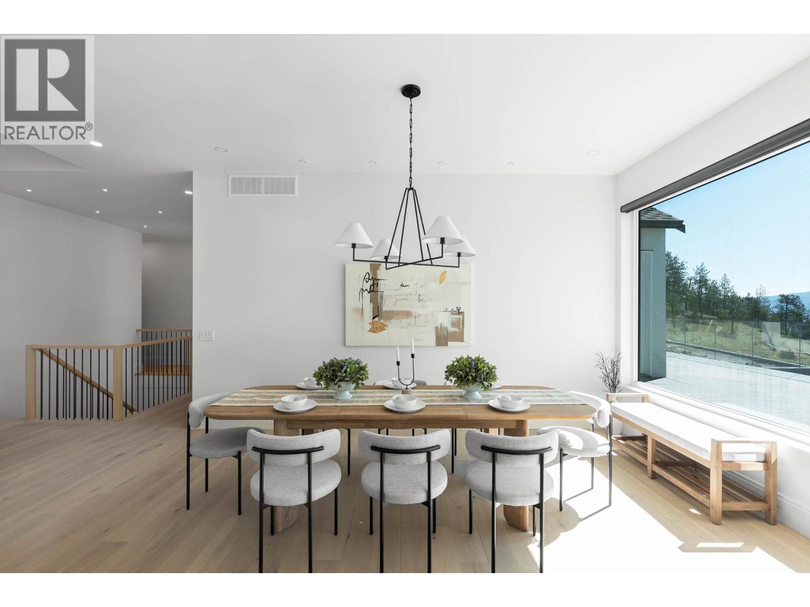  1327 Vineyard Drive, West Kelowna