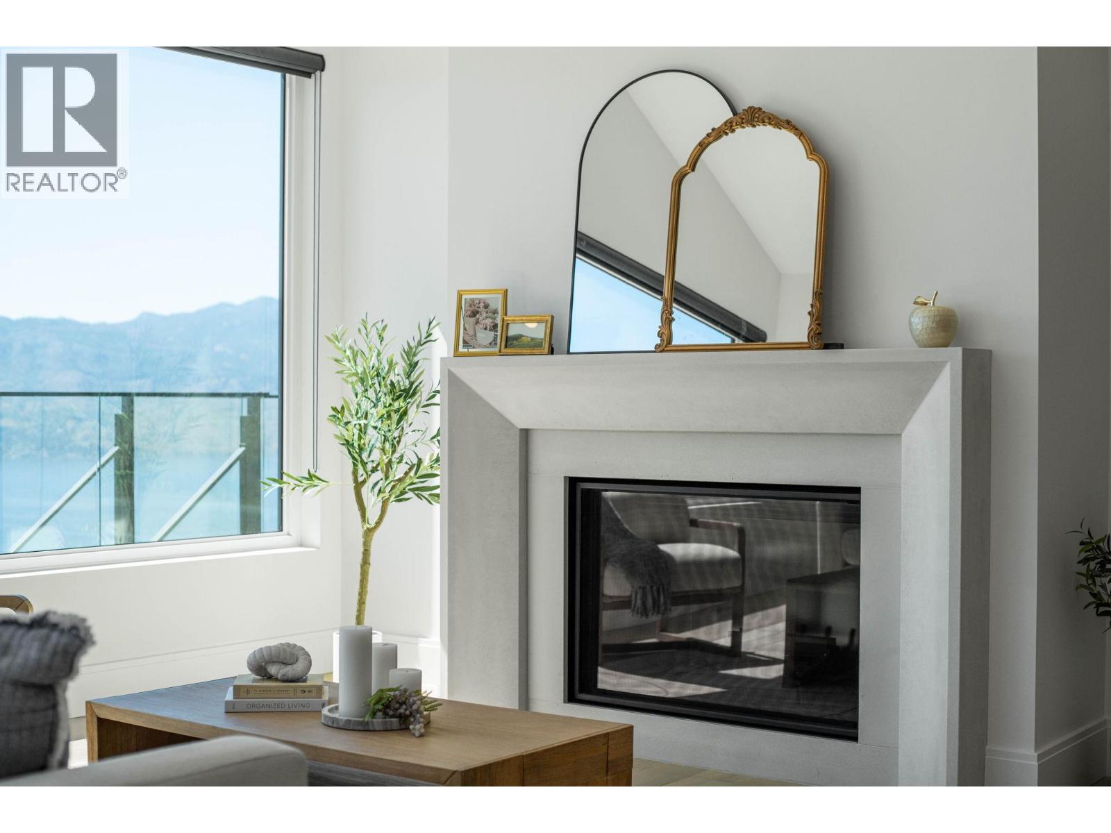  1327 Vineyard Drive, West Kelowna