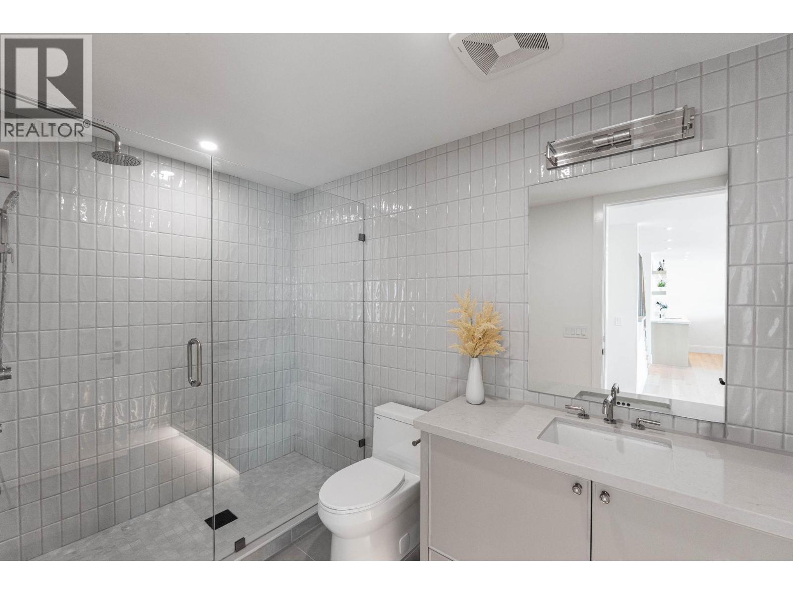 1327 Vineyard Drive - 32