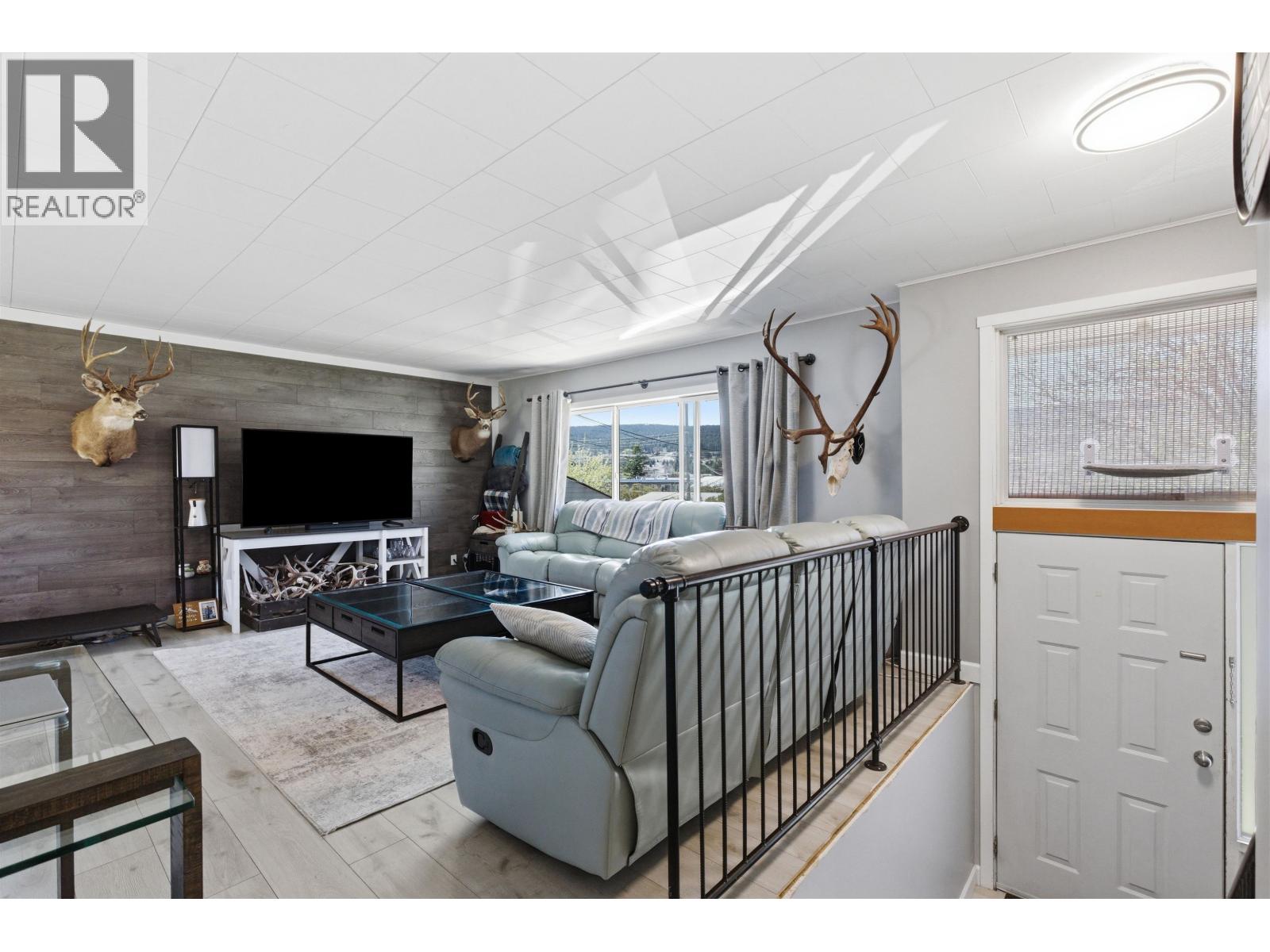 548 PINCHBECK STREET - 7