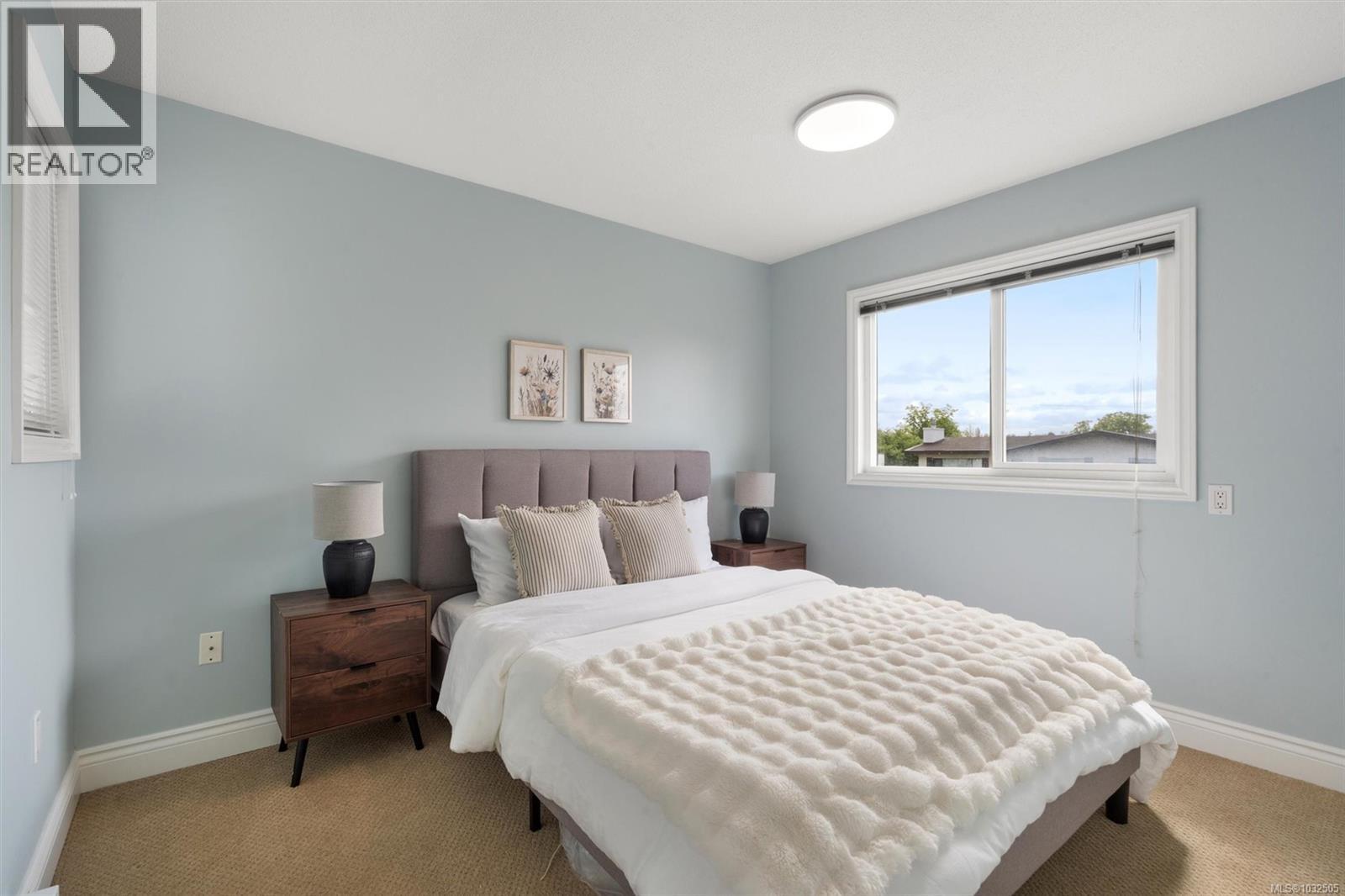  1690 Tampico Place, Saanich