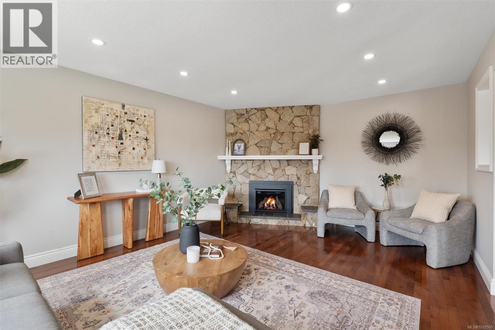  1690 Tampico Place, Saanich