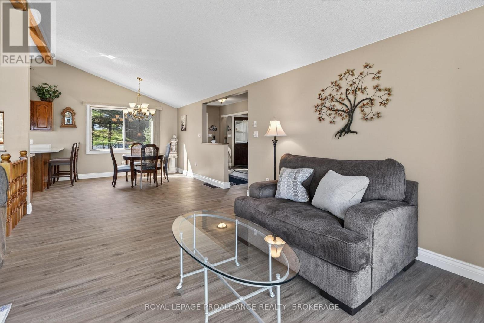 3037 HILLTOP LANE - 22