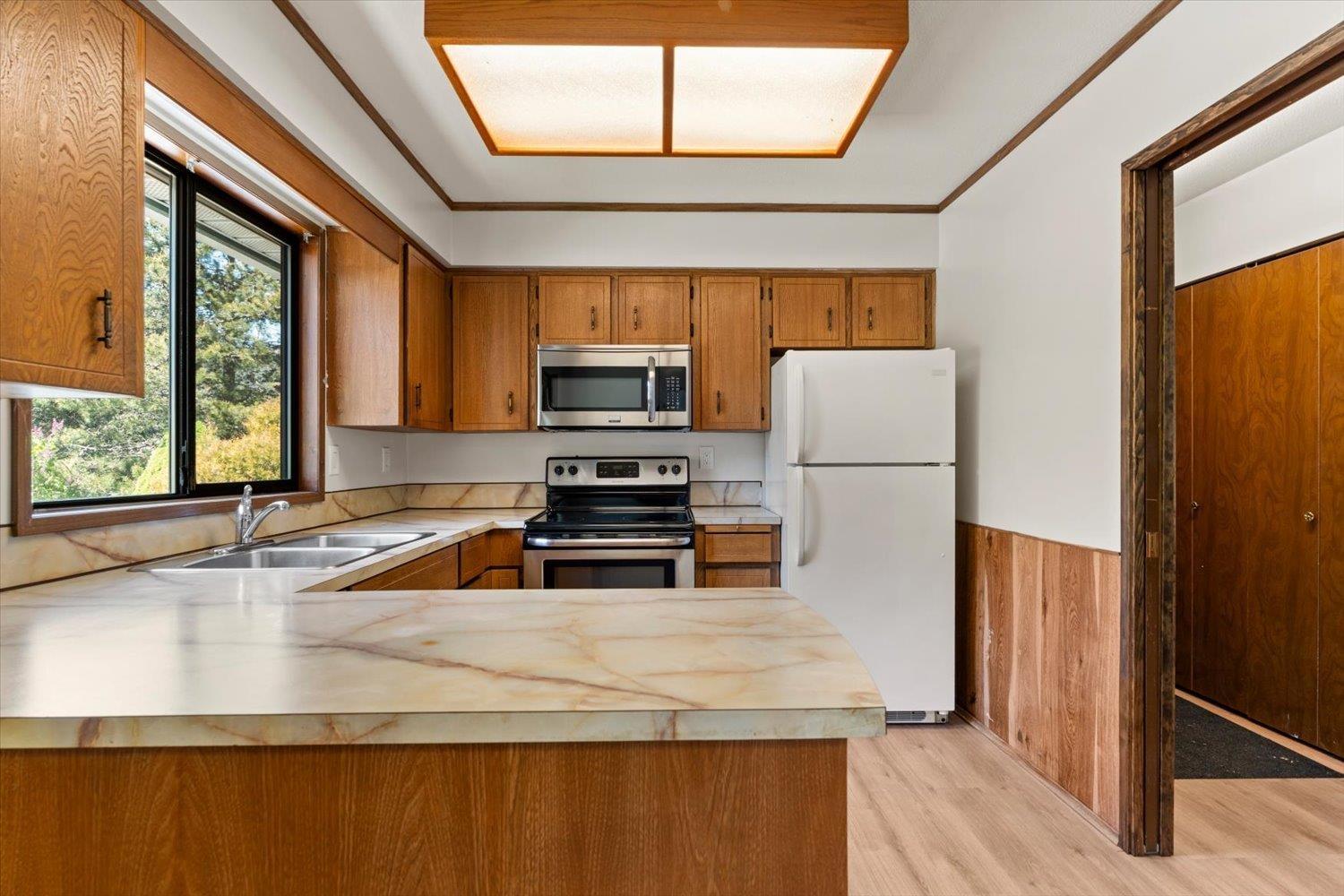 20984 RIVERVIEW DRIVE, Hope, Hope