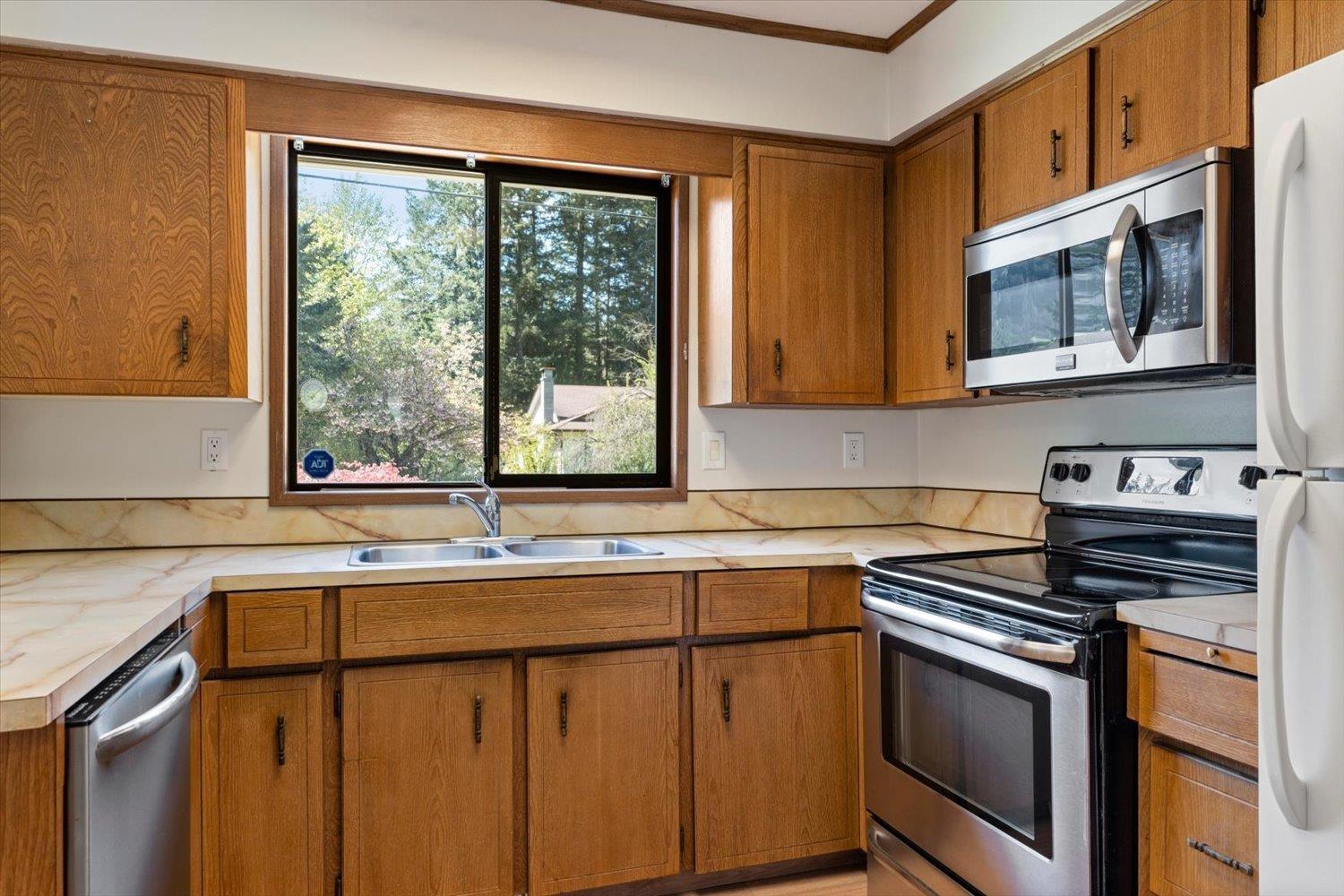 20984 RIVERVIEW DRIVE, Hope, Hope