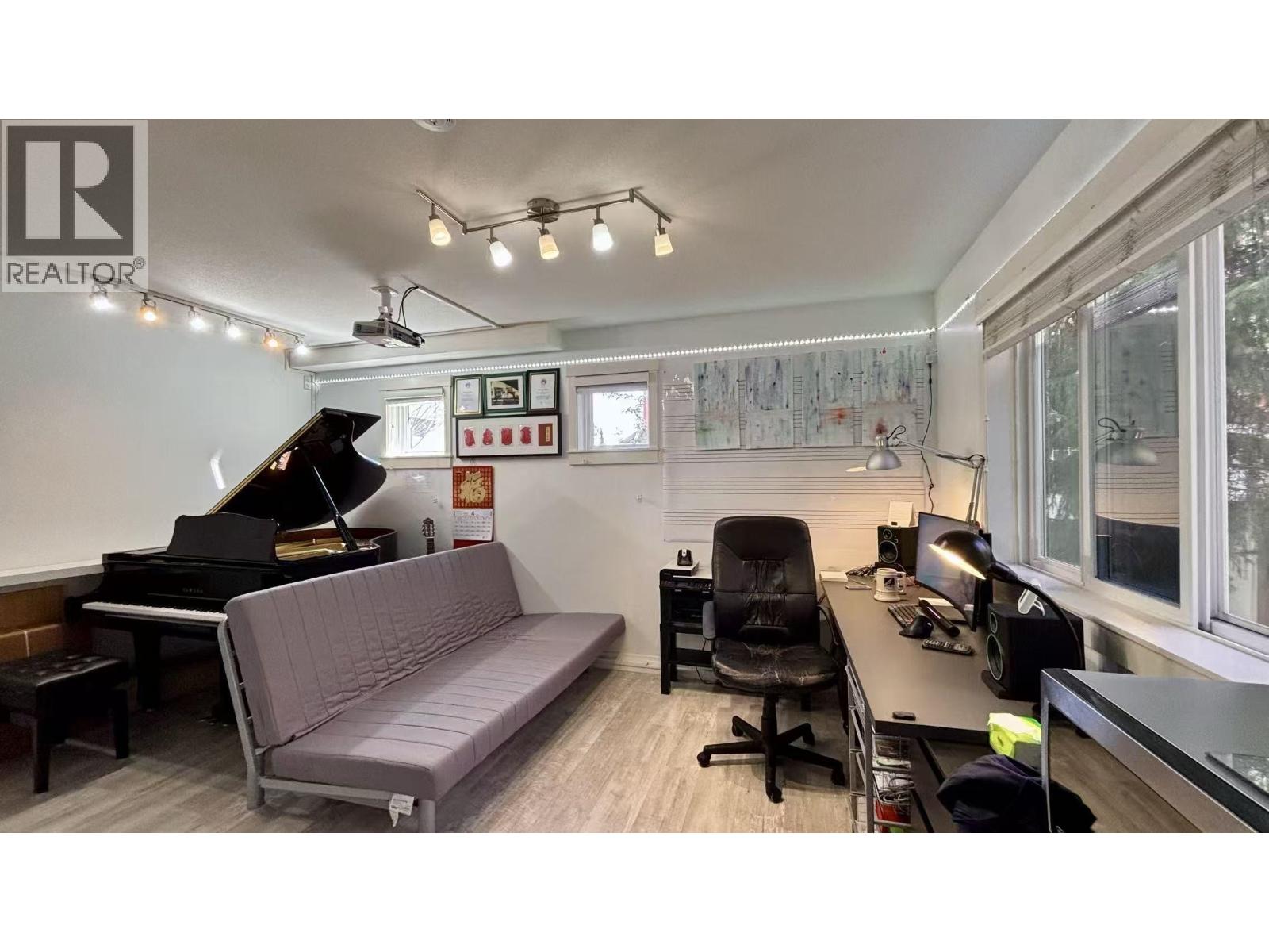 #24-9811 FERNDALE Road, Richmond