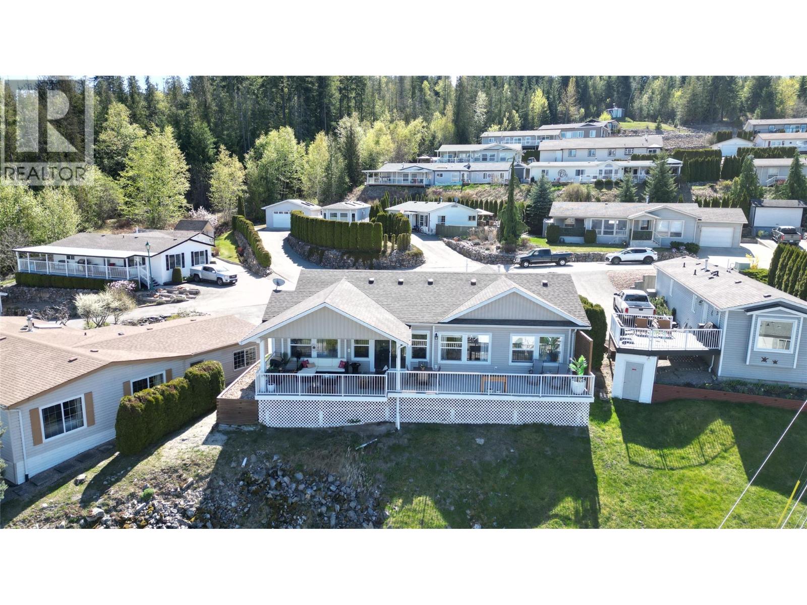 #35 1510 Trans Canada Highway - 43