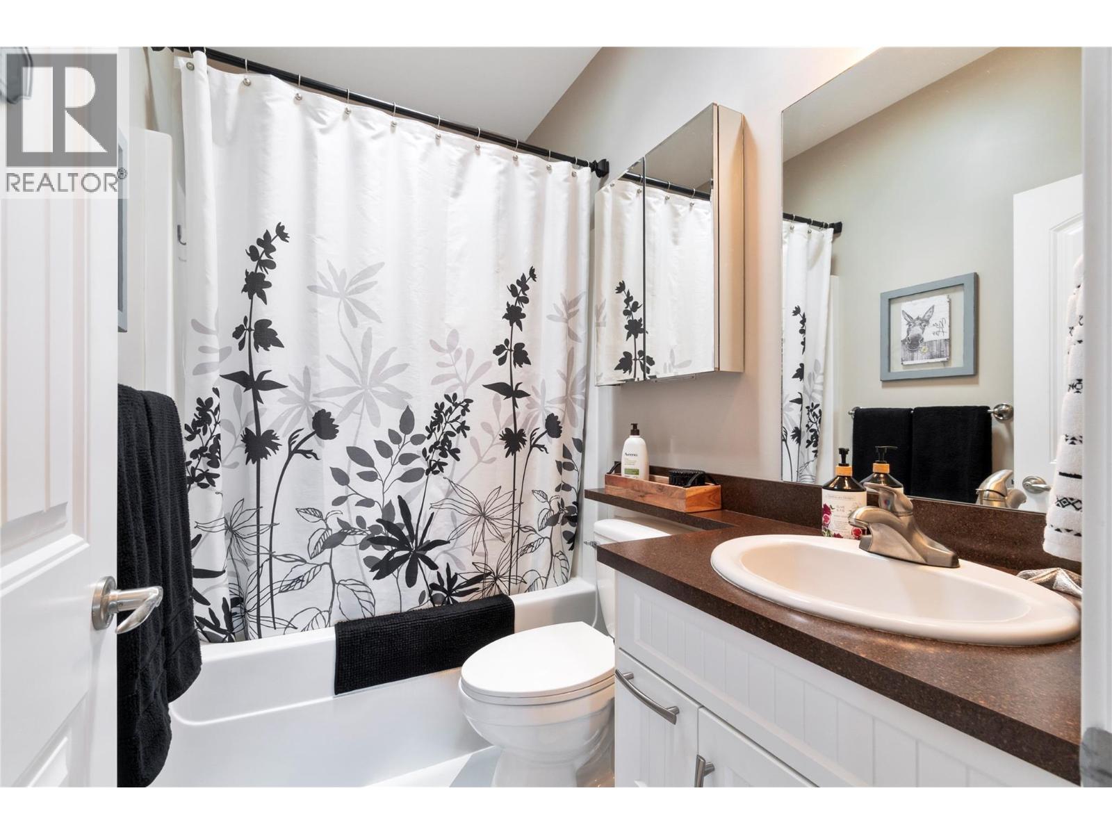 #35 1510 Trans Canada Highway - 27