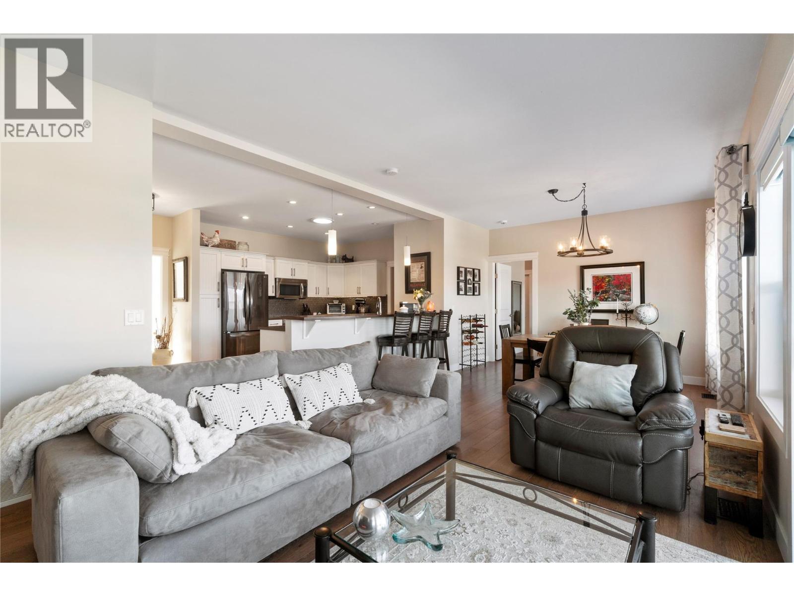 #35 1510 Trans Canada Highway - 12