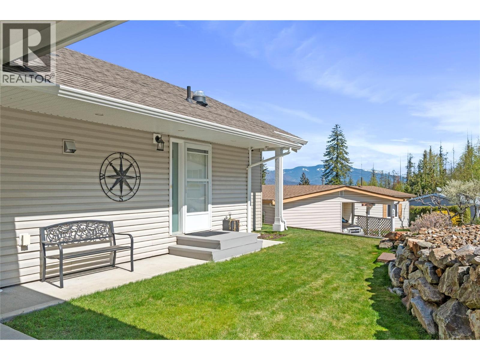 #35 1510 Trans Canada Highway - 36