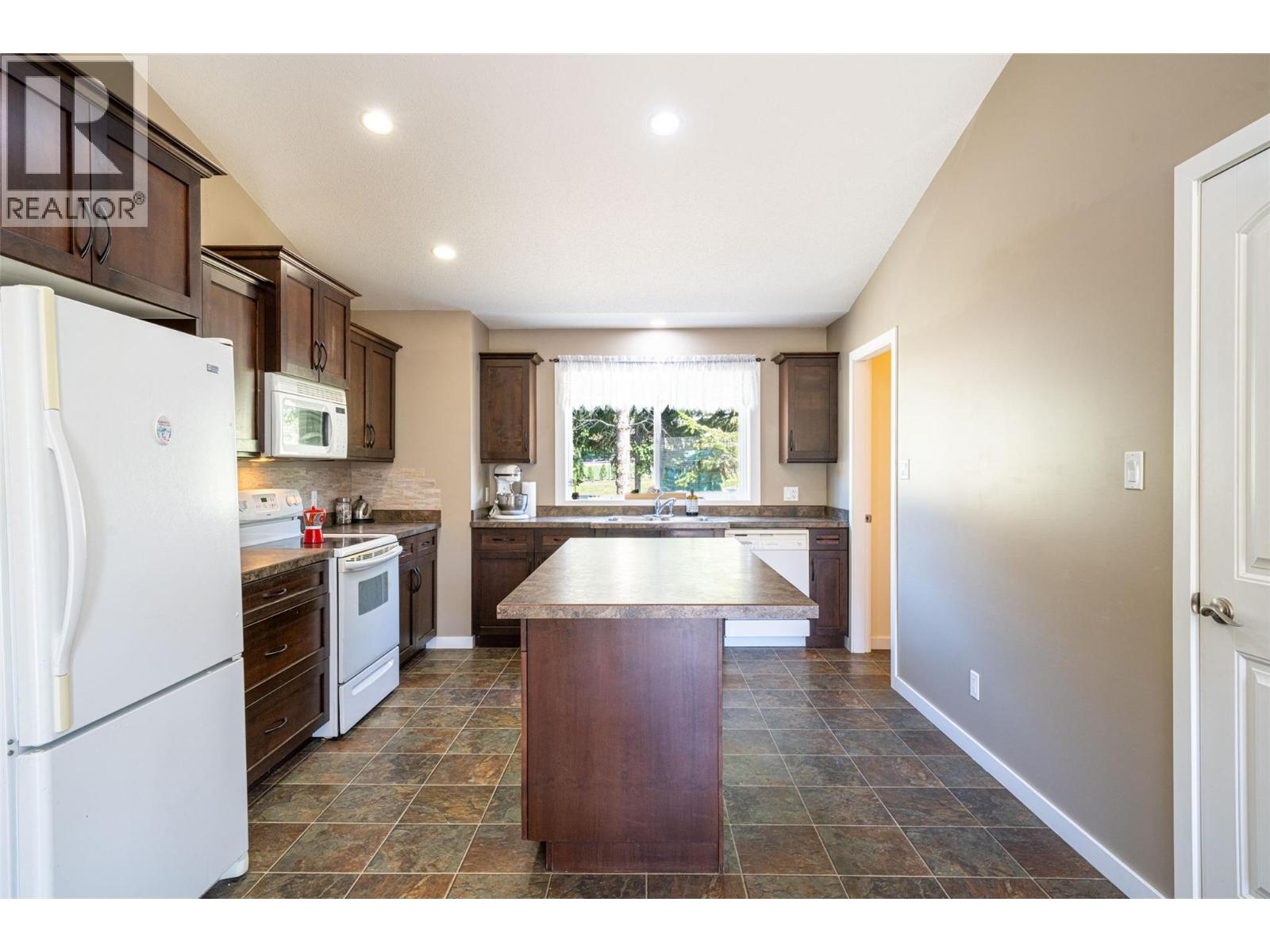 5654 Lynes Road - 5