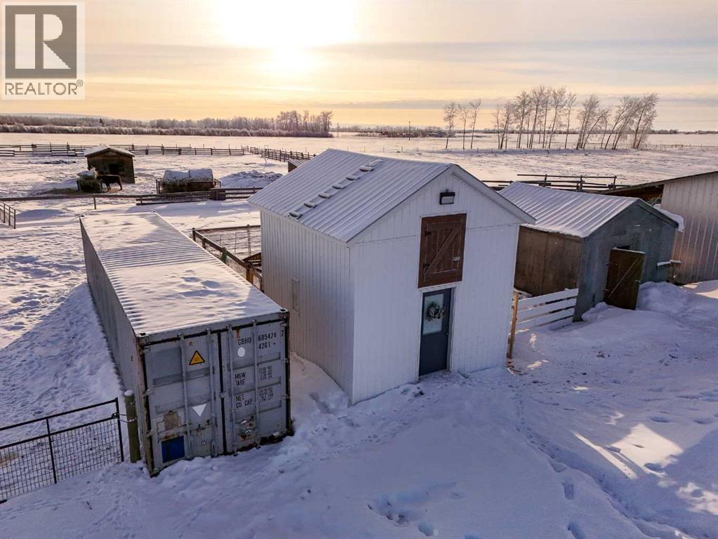 106157 Range Road 142 - photo 5
