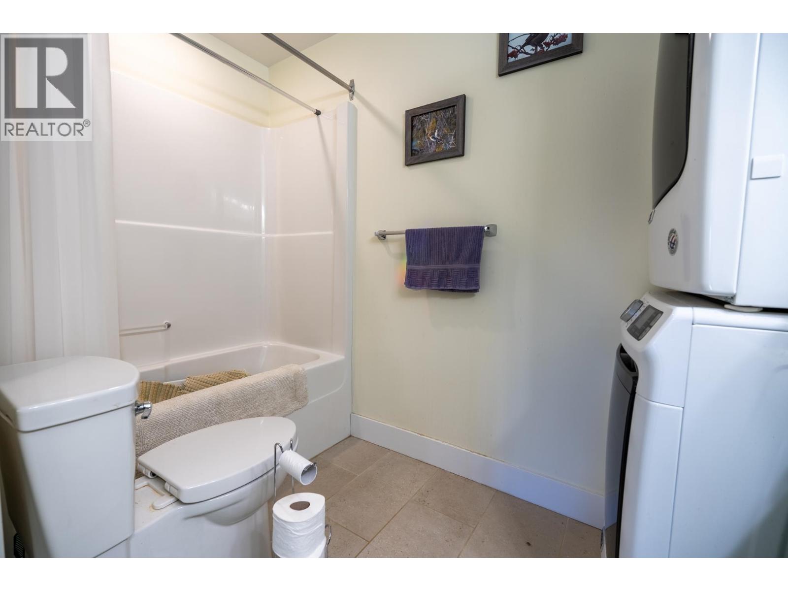 Bathroom of 2077 SOMMERVILLE ROAD · Prince George, BC
