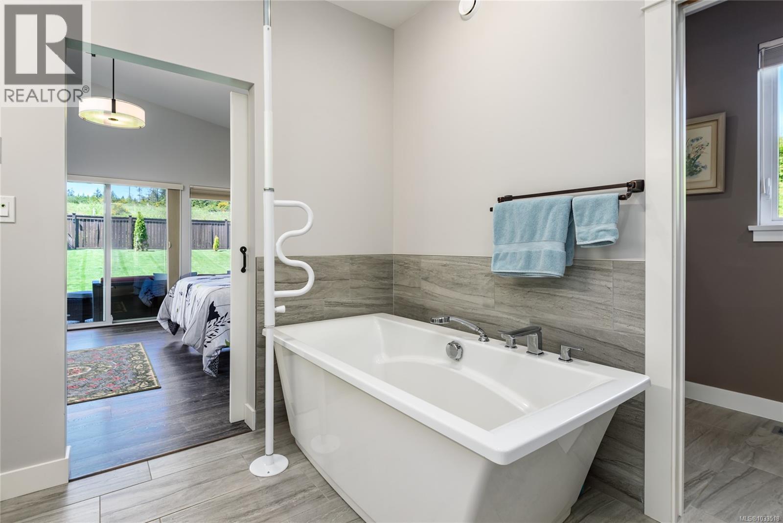 3310 Tyler Pl - 18
