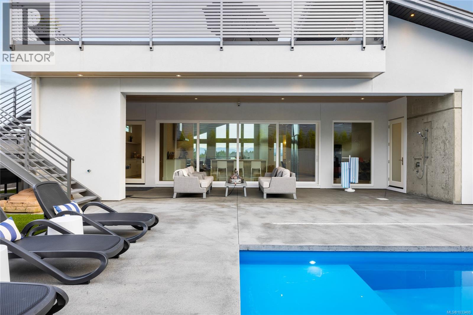 156 Golden Oaks Cres - 19